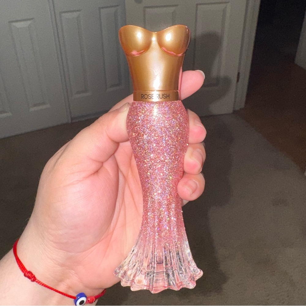 Paris Hilton Rose Rush Perfume